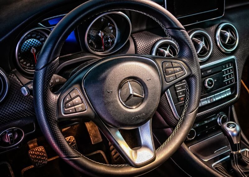 Mercedes Benz