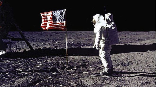 Hombre en la luna