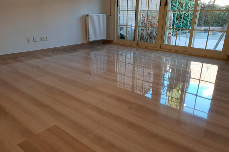 Todo lo que debes saber acerca de la limpieza y pulido de pisos de madera