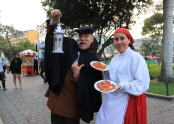 ¿Cómo daban mensajes los pregoneros a la gente?