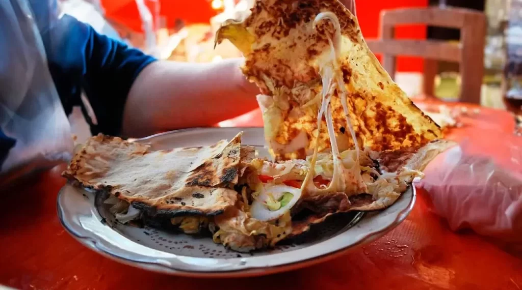 ¿Cuánto se gasta en comidas en Oaxaca?