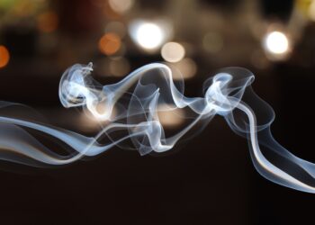 Descubre los Mejores Ejemplos de Rituales para Atraer Energías Positivas