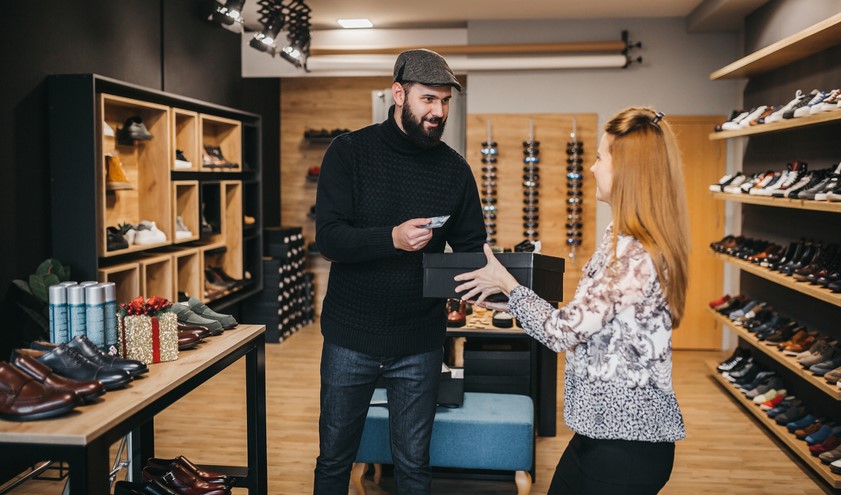 Cómo cobrar por venta de zapatos: estrategias y herramientas