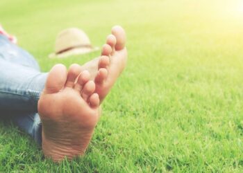 ¿Qué tener en cuenta para cuidar tus pies durante todo el año?